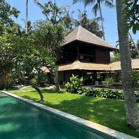 Villa Pantulan Bali Pagetan Luaran gambar